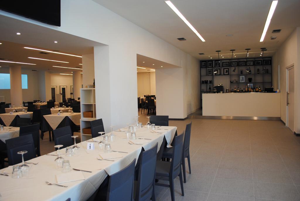 Hotel La Tavernetta กัมโปบัสโซ ภายนอก รูปภาพ