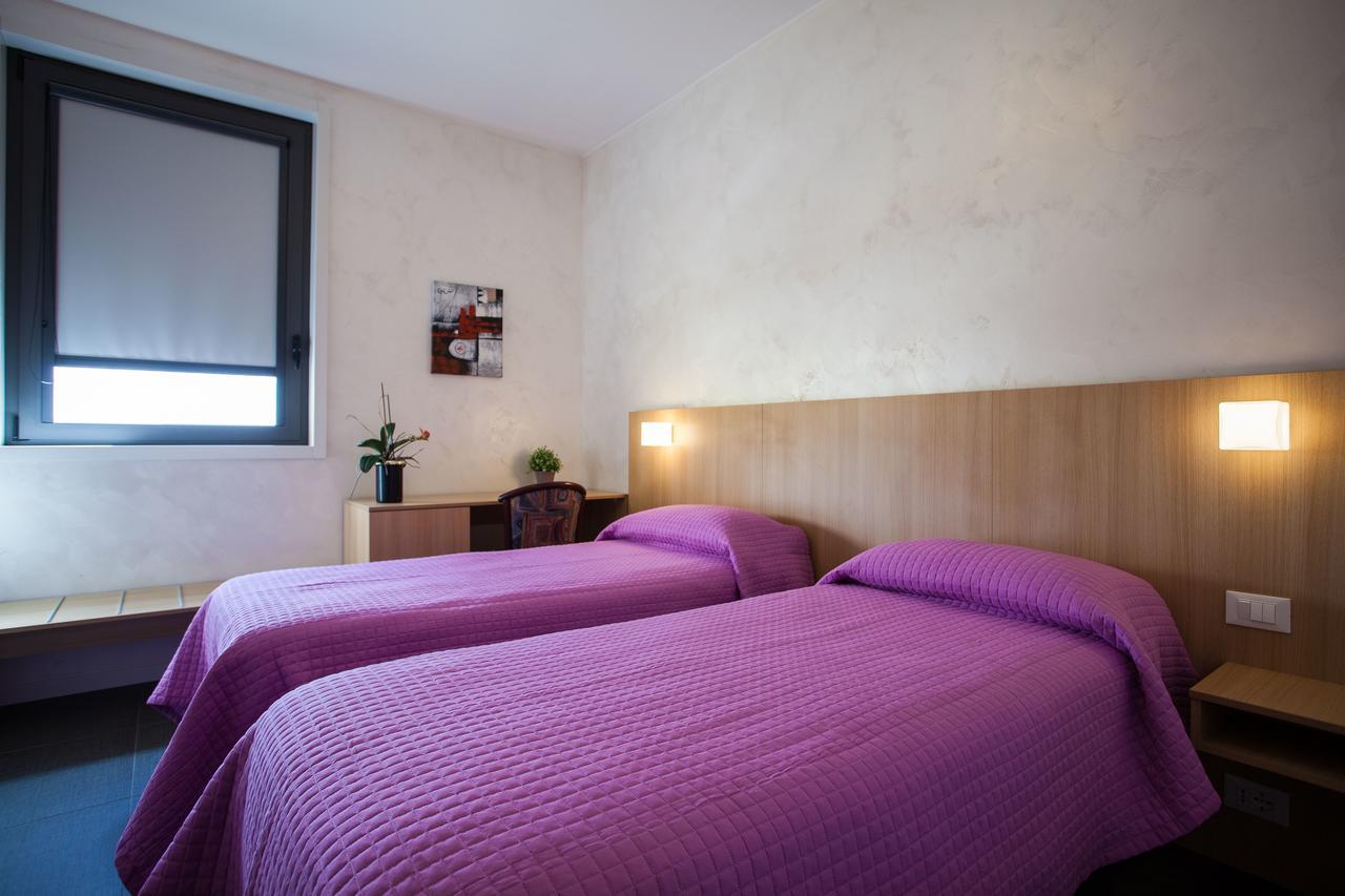 Hotel La Tavernetta กัมโปบัสโซ ภายนอก รูปภาพ